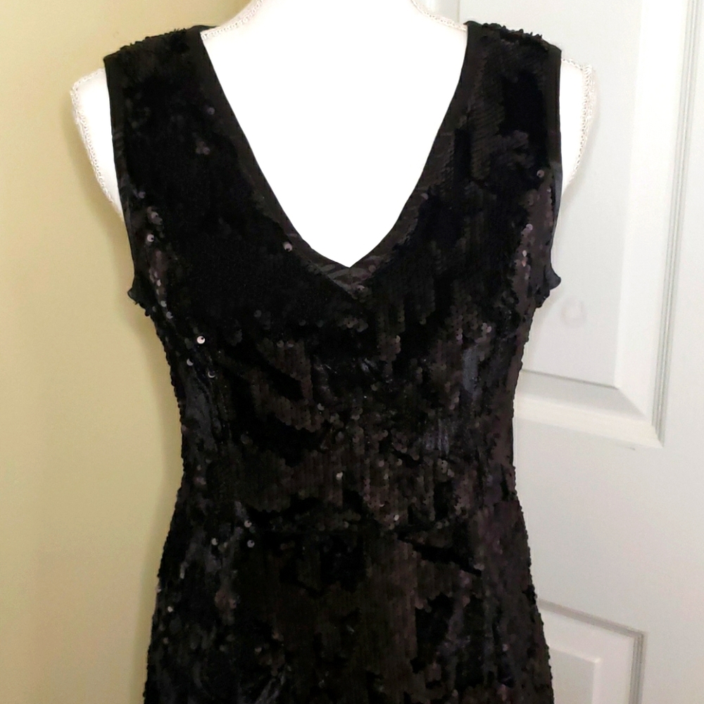 Romeo & Juliet Little Black sequin dress - Picture 2 of 13